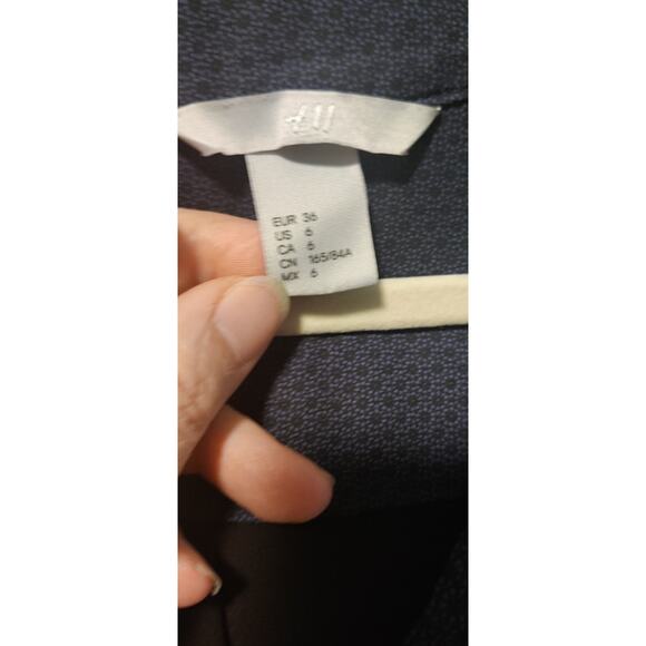 H&M Hi Lo Hem Shift Dress in Navy and Black Size 6 - Picture 6 of 10